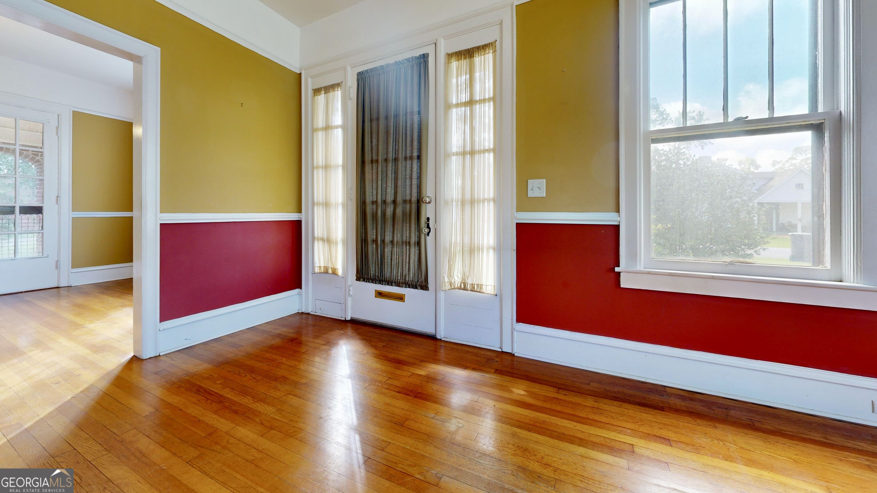 609 Holly Street Property Photo 23