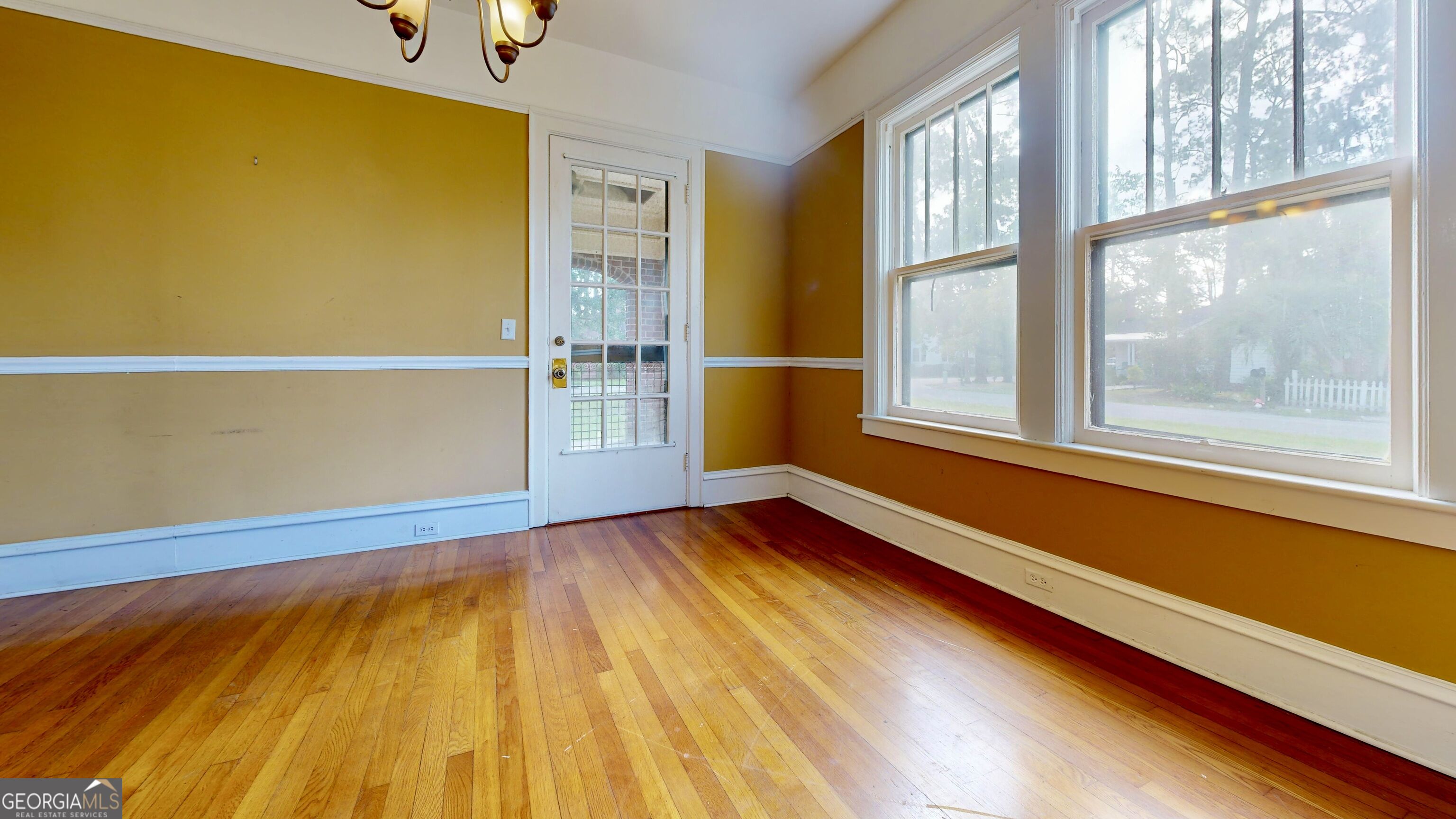609 Holly Street Property Photo 26