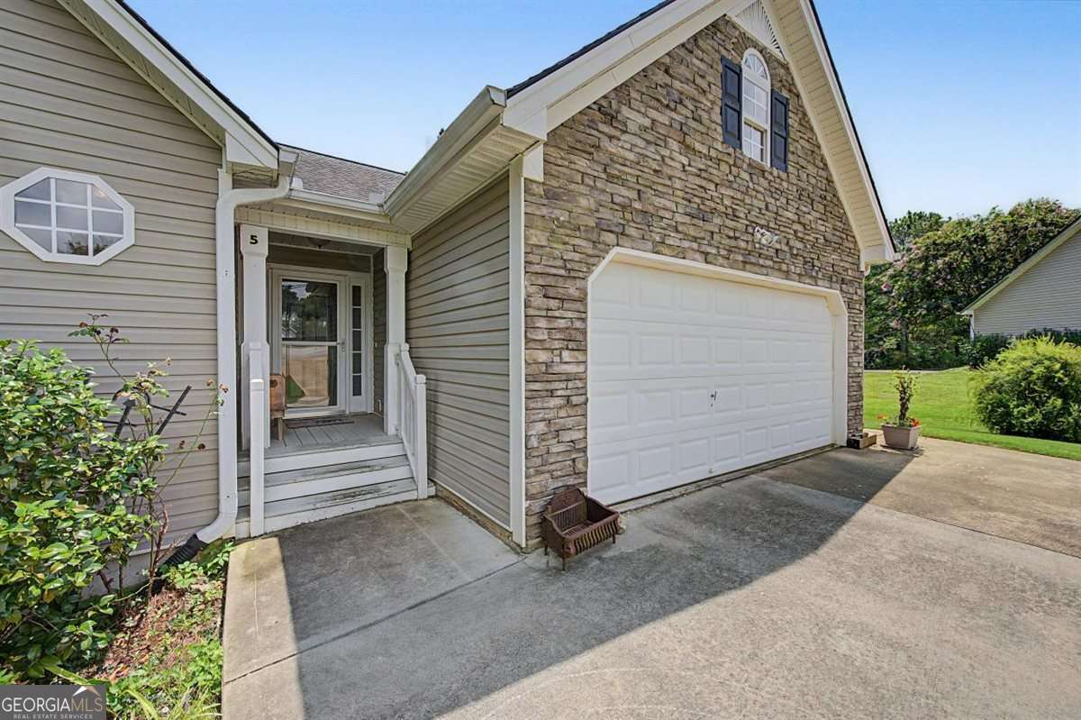 5 Shenandoah Court Property Photo 6