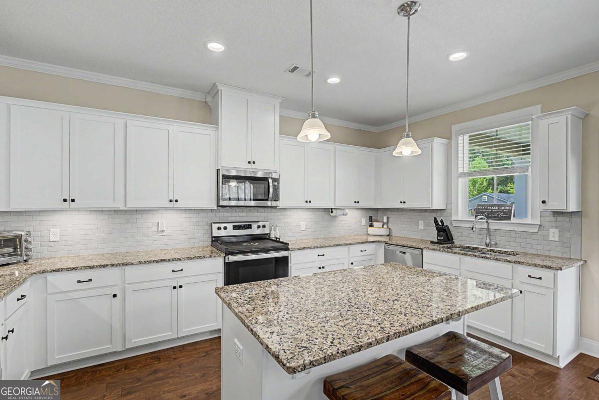122 Bellevue Boulevard Property Photo 12