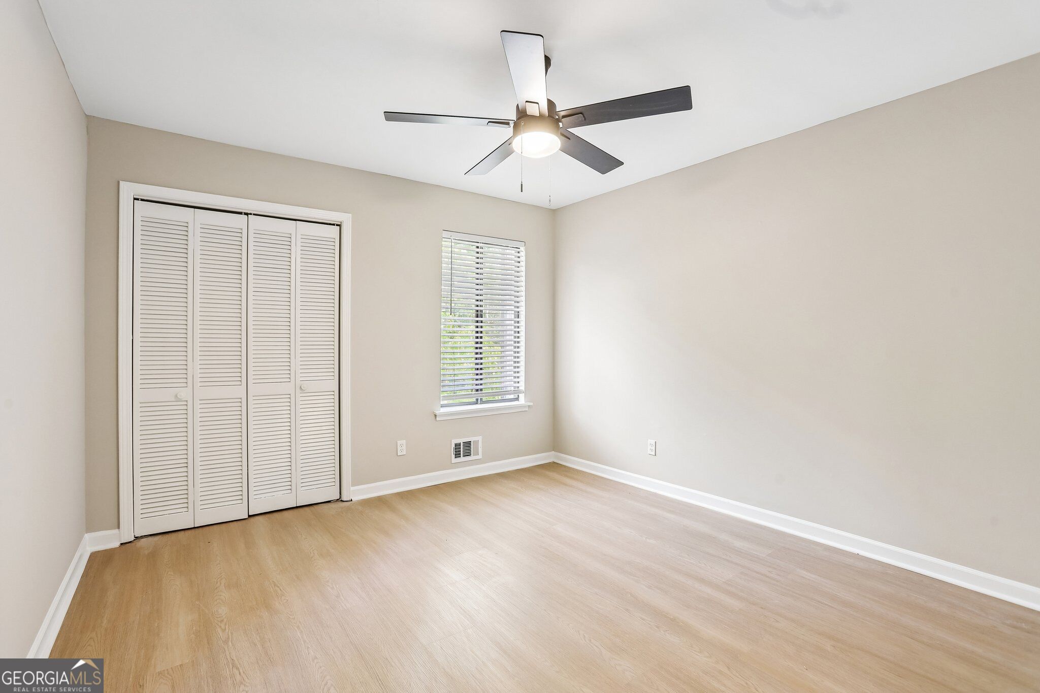5497 Gibson Drive Property Photo 15