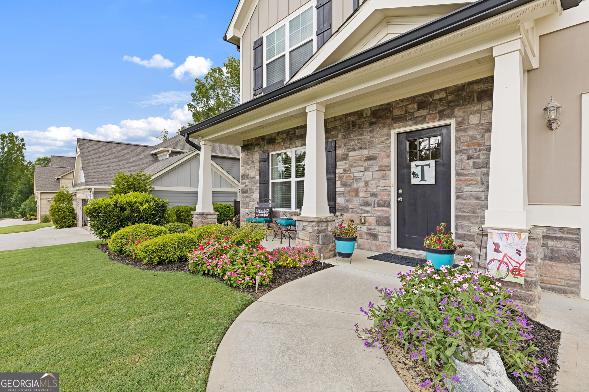 557 Rocky Springs Drive Property Photo 4