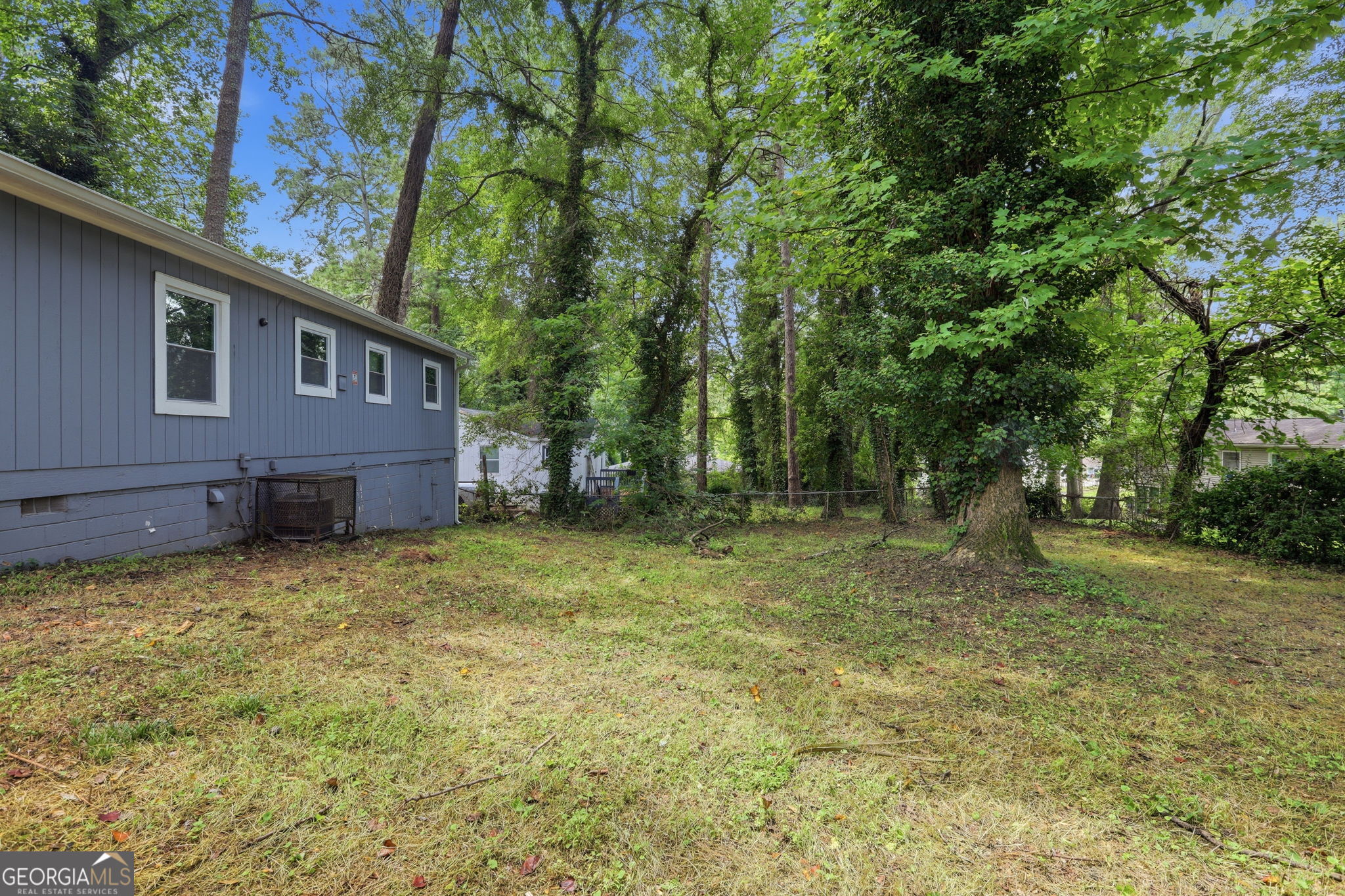2197 Swallow Circle Se Property Photo 19
