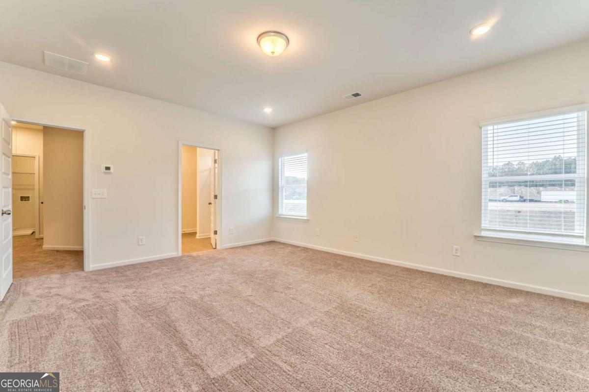 15 Bennett Way Property Photo 13