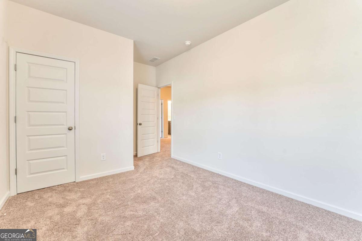 15 Bennett Way Property Photo 22