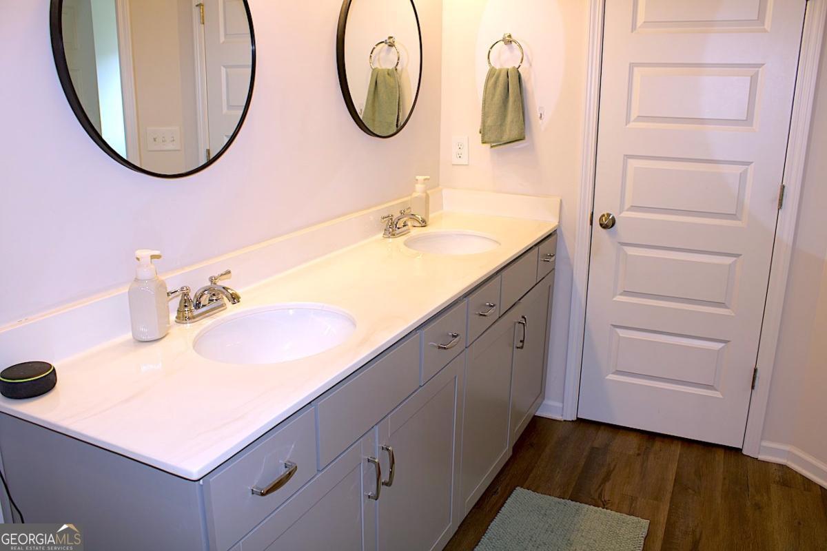 535 Ryan Court Property Photo 17