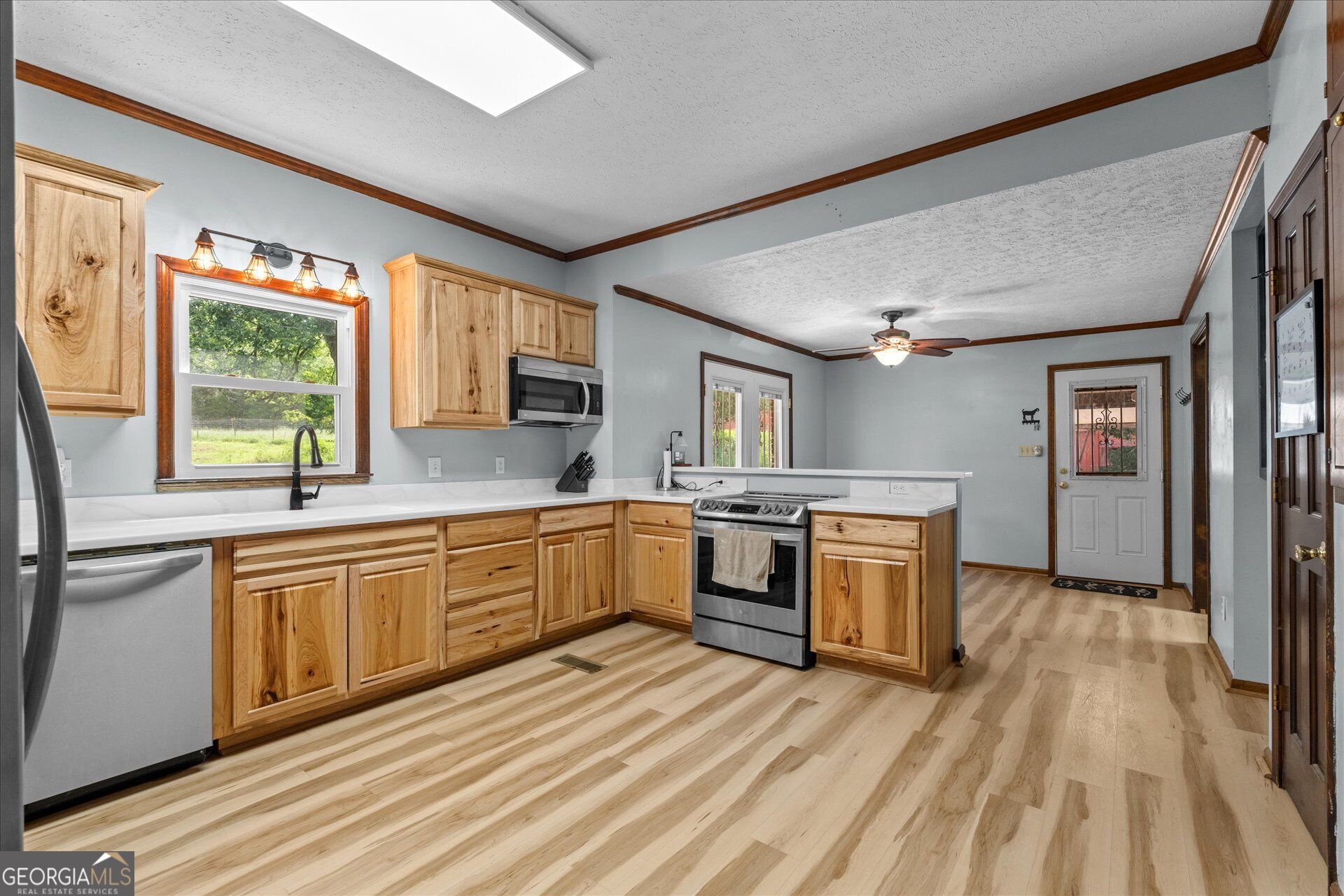 835 Kent Road Property Photo 6