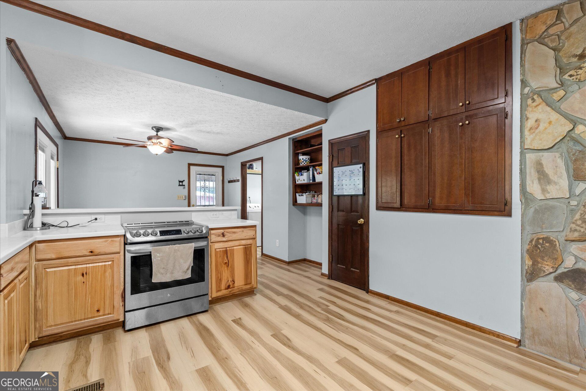 835 Kent Road Property Photo 9
