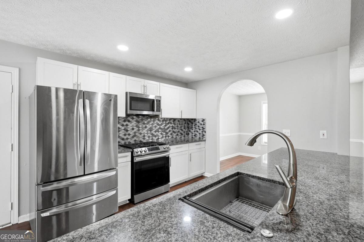 1105 Poplar Lane Property Photo 17