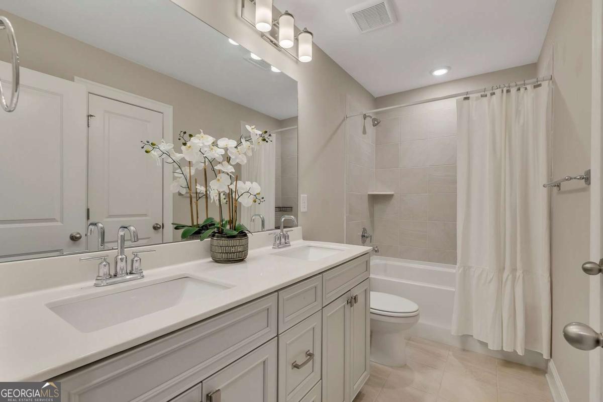 708 Mulberry Walk Property Photo 33