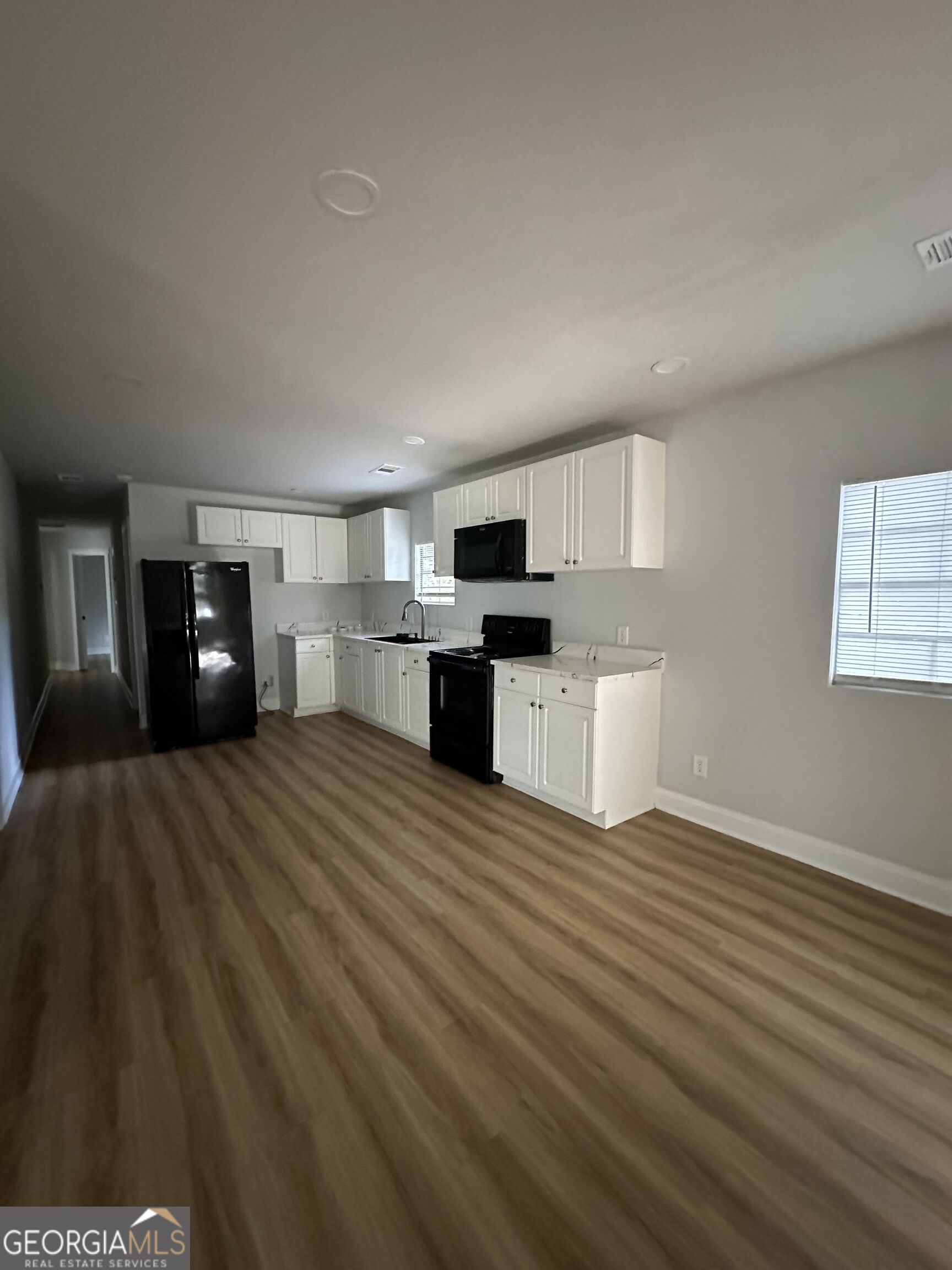 1345 Maple Street Property Photo 6