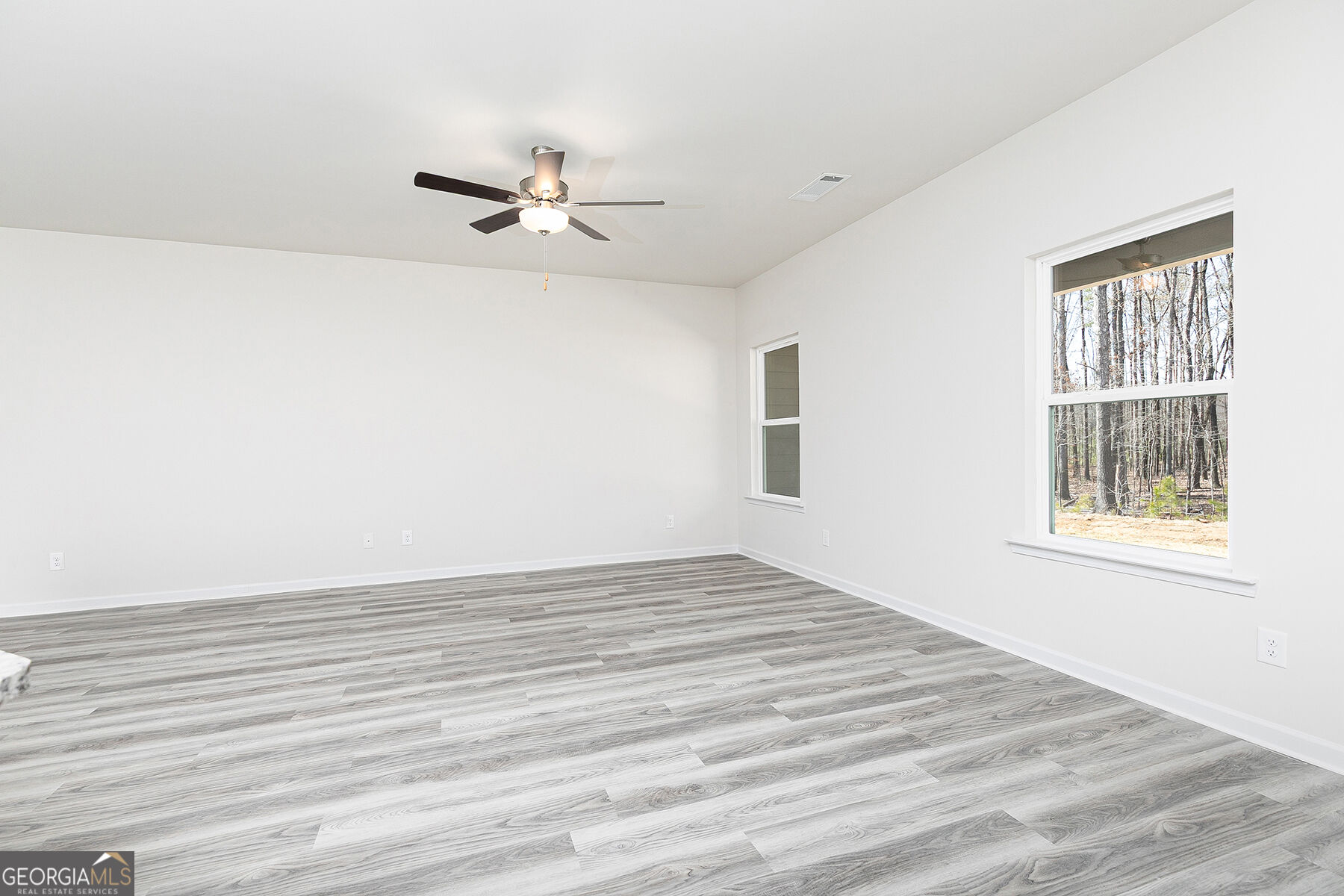 127 Howell Drive Property Photo 7