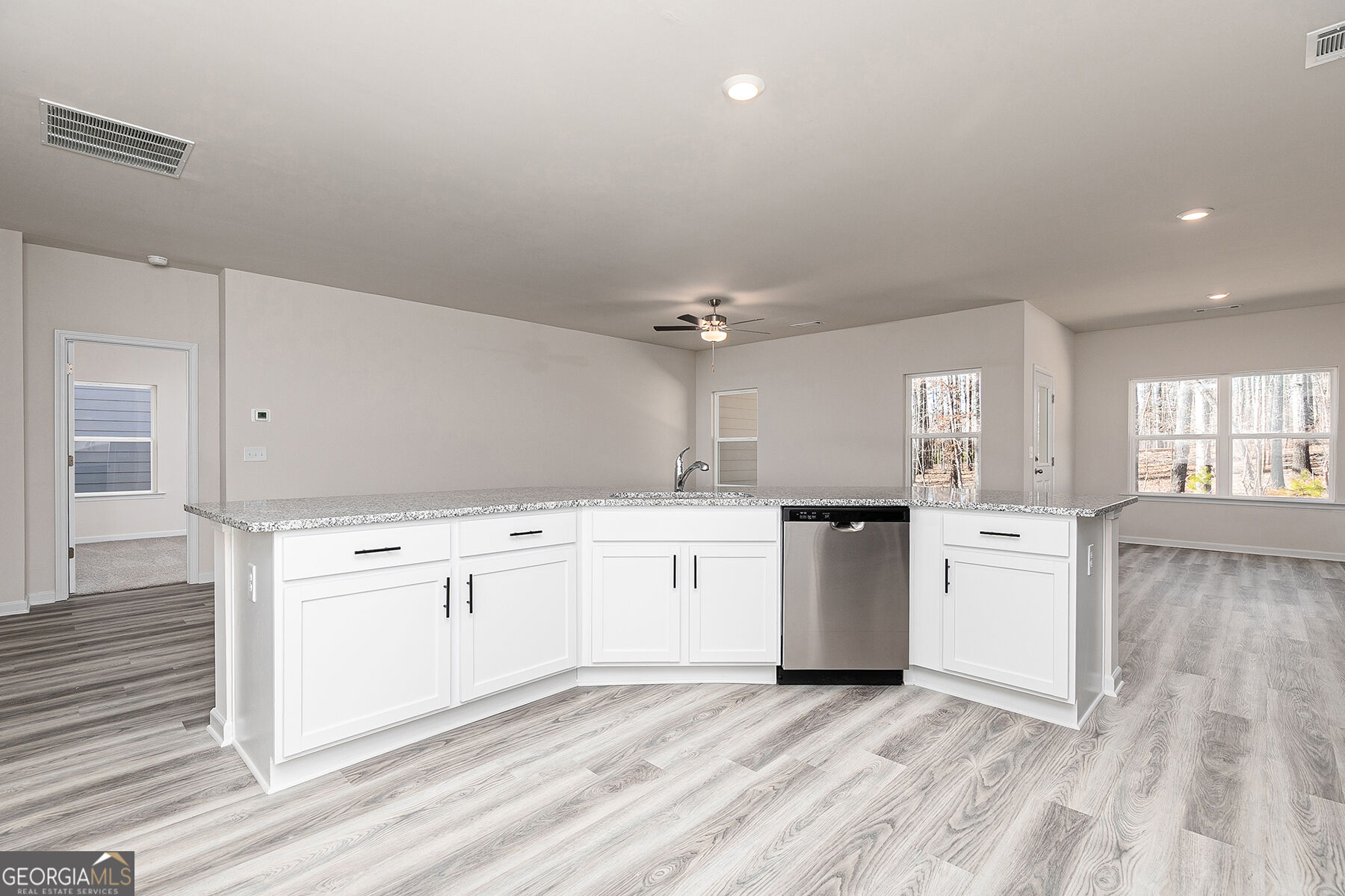 127 Howell Drive Property Photo 8