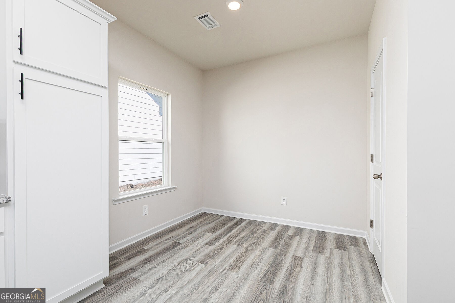 127 Howell Drive Property Photo 11