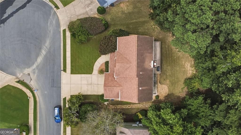122 Vine Creek Place Property Photo 5