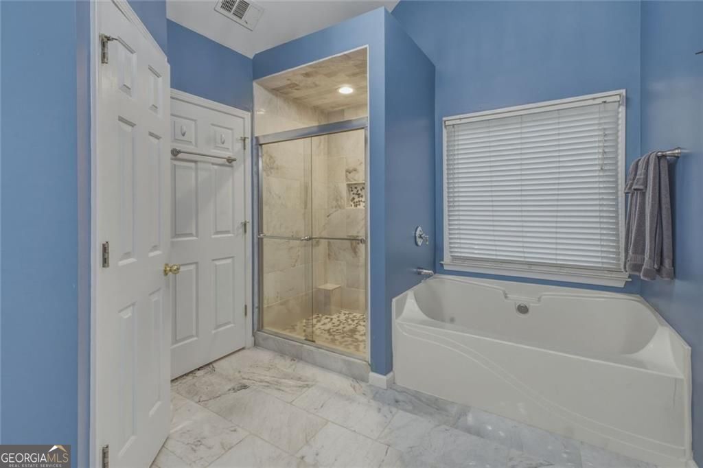 122 Vine Creek Place Property Photo 57