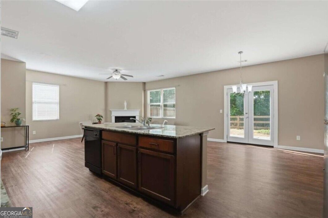 514 Altama Way Property Photo 11