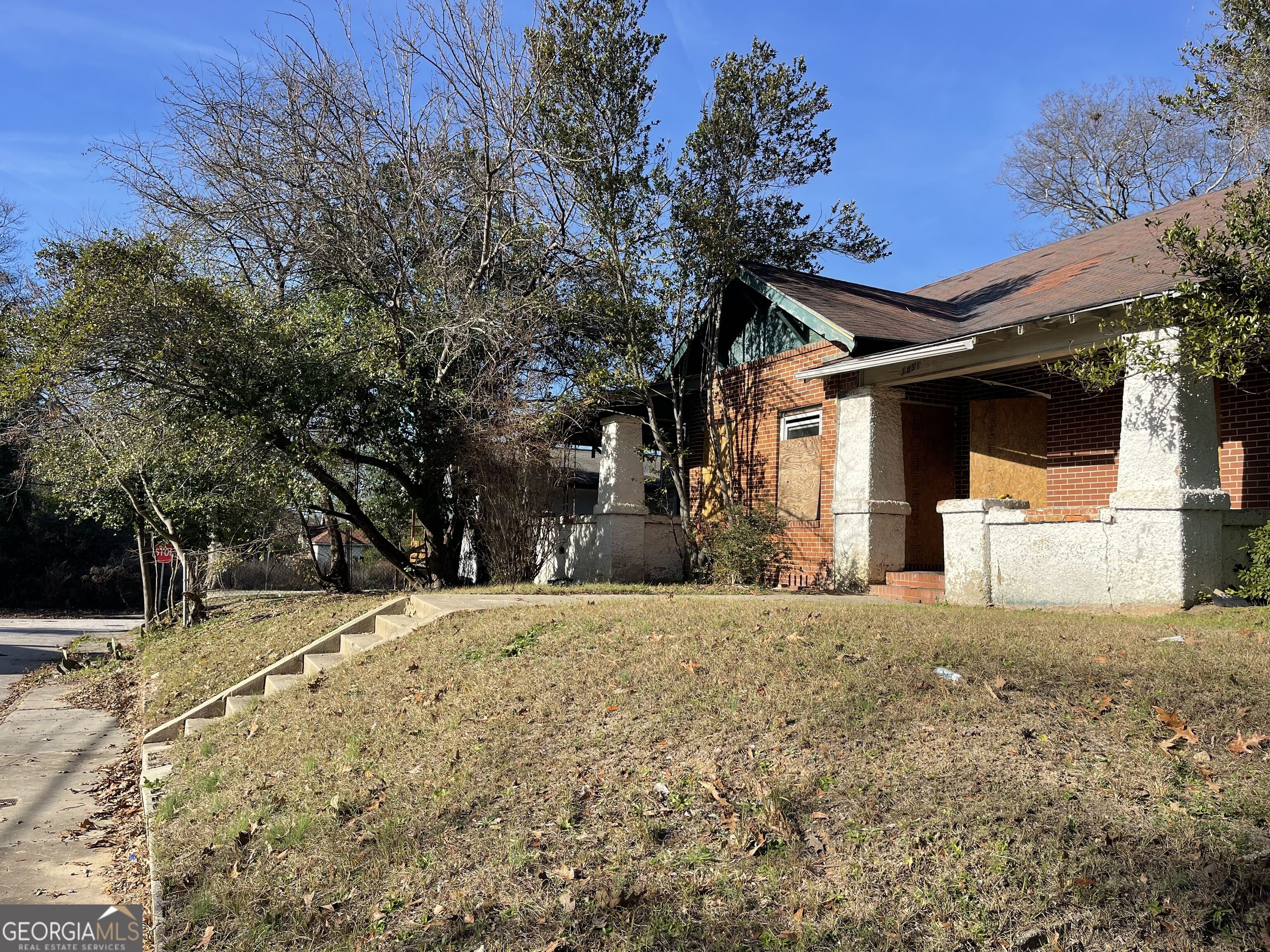1851 Coleman Avenue Property Photo 3