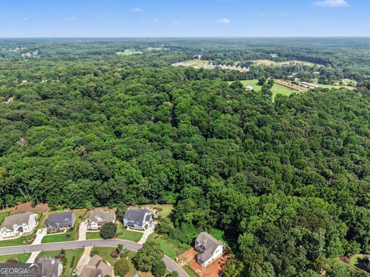 3979 Meadowland Drive Property Photo 4