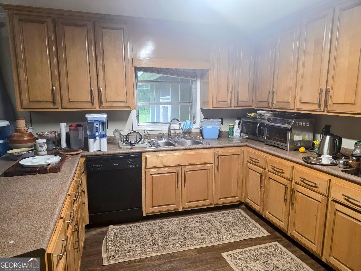 270 South Drive Property Photo 4