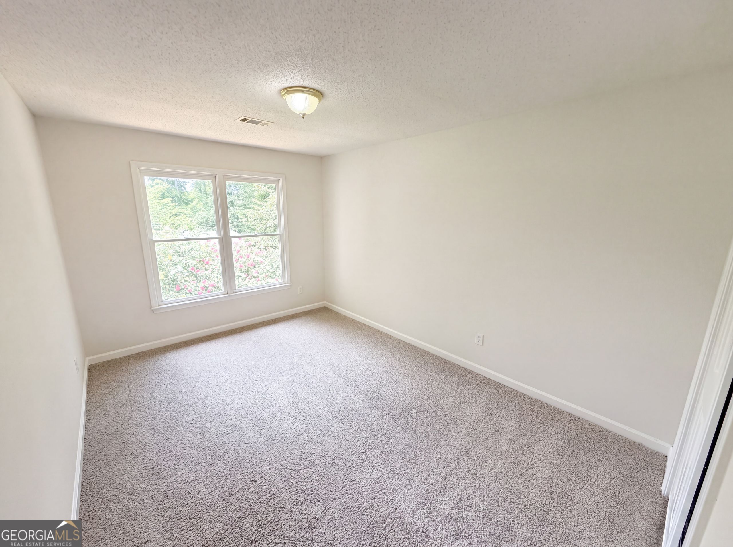 1001 Parkland Run Se Property Photo 15