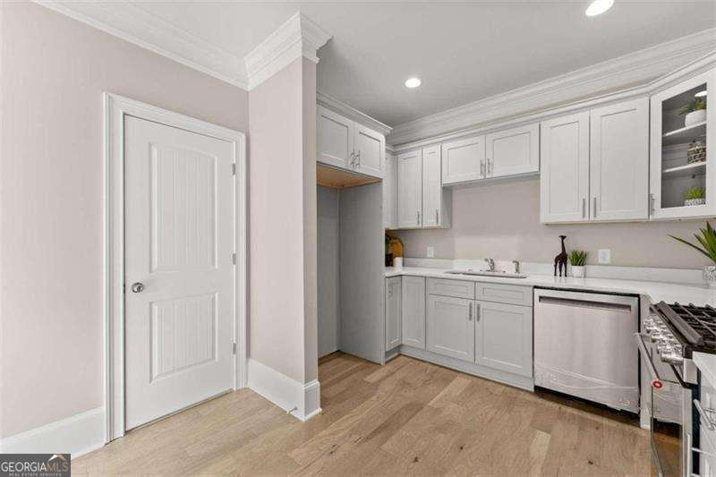 510 Washington Street Nw # 498 Property Photo 18
