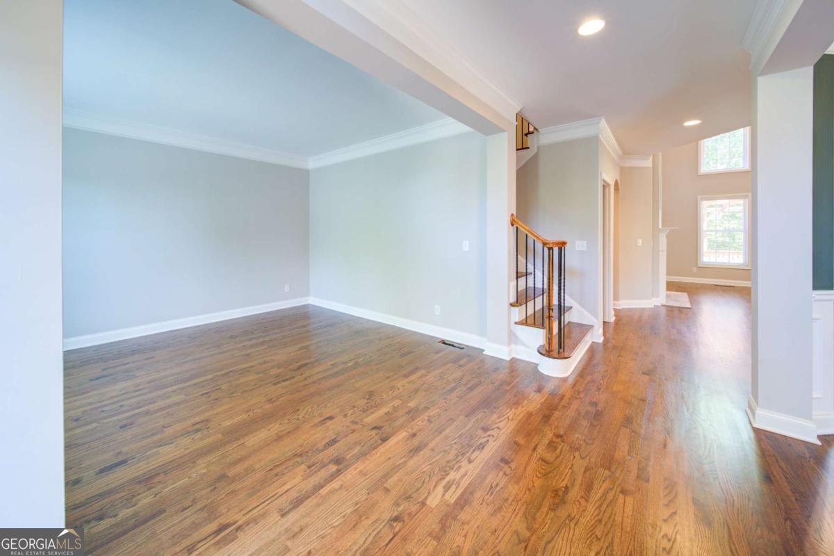 5660 Cascade Trail Property Photo 2