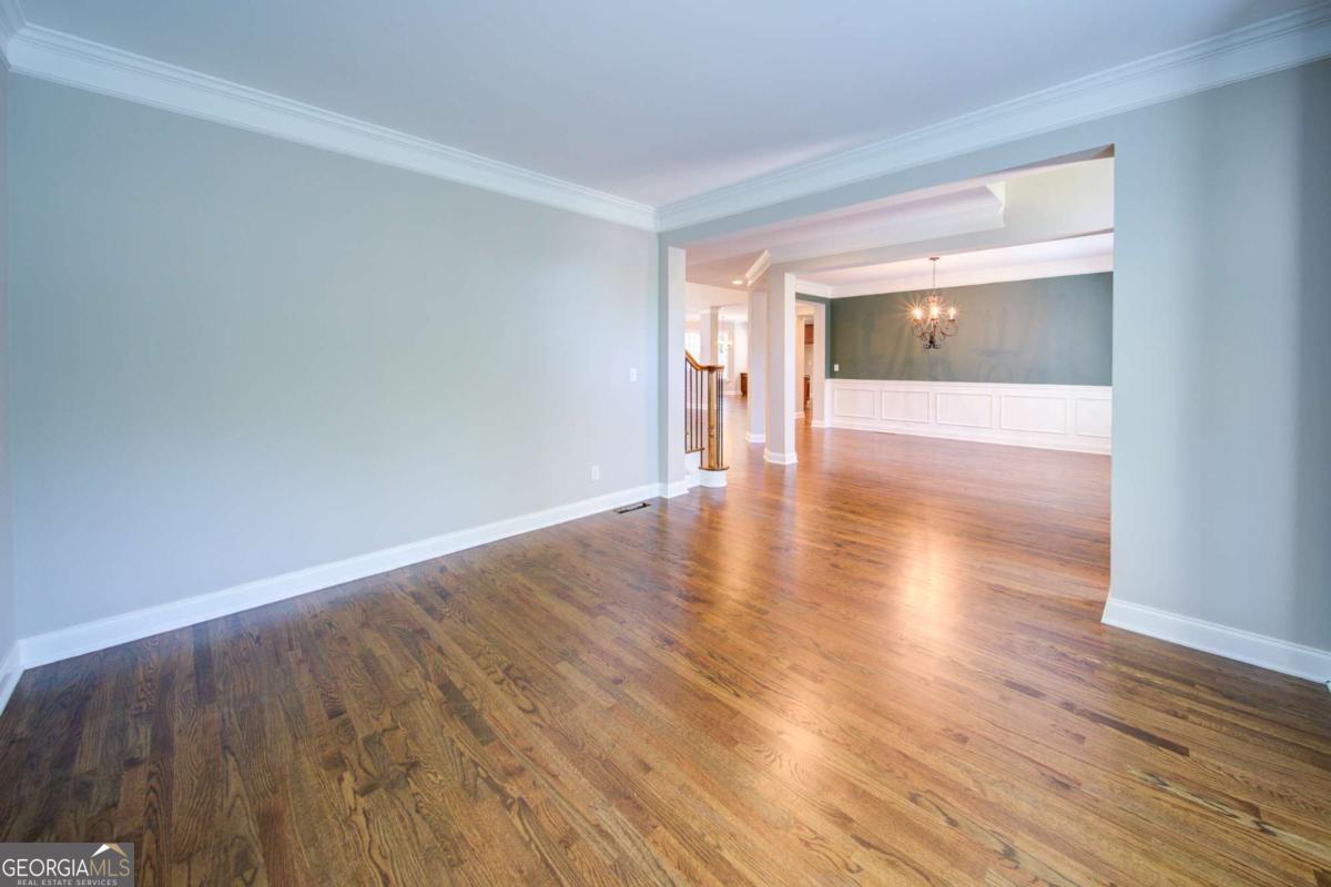 5660 Cascade Trail Property Photo 7