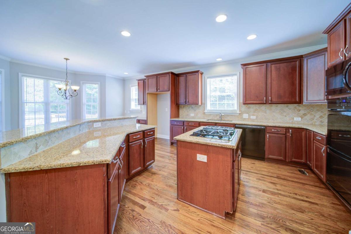 5660 Cascade Trail Property Photo 12