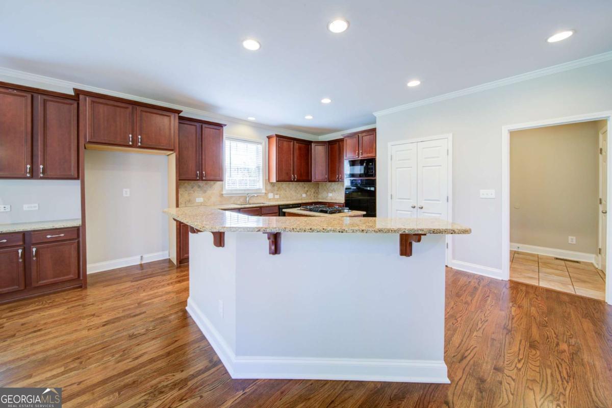 5660 Cascade Trail Property Photo 13