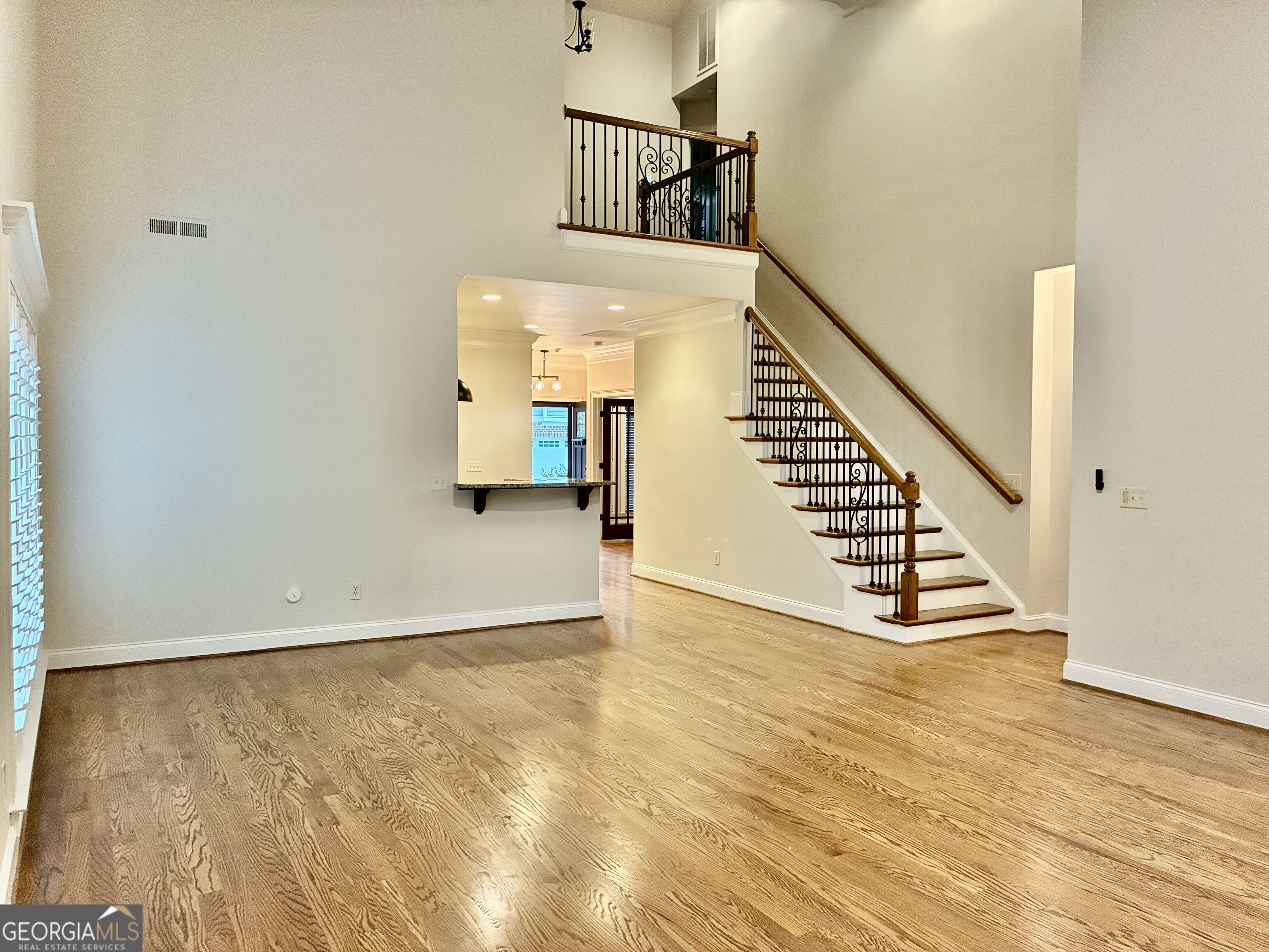 2 Pear Street Property Photo 10