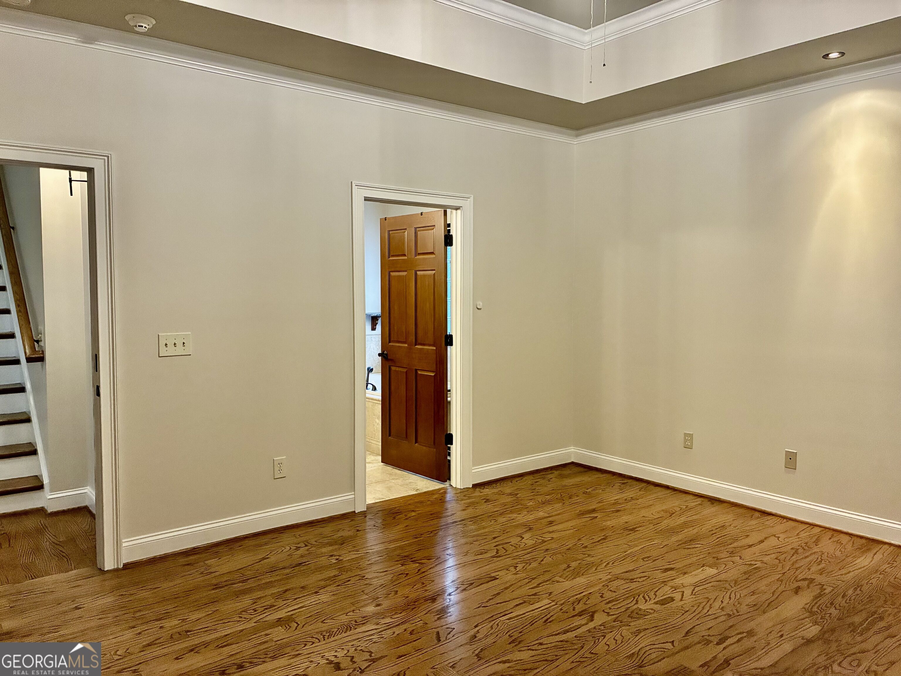 2 Pear Street Property Photo 32