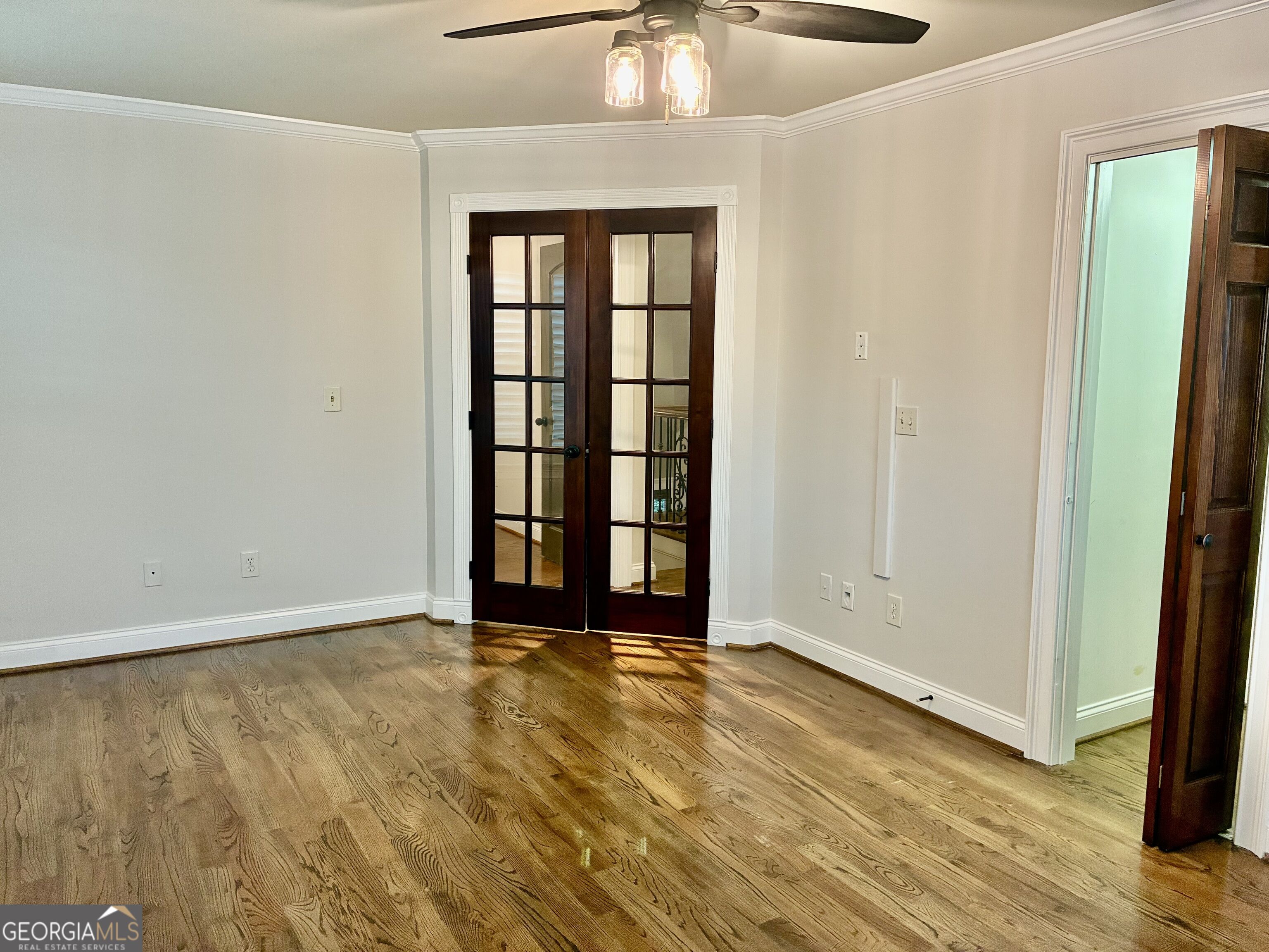 2 Pear Street Property Photo 42