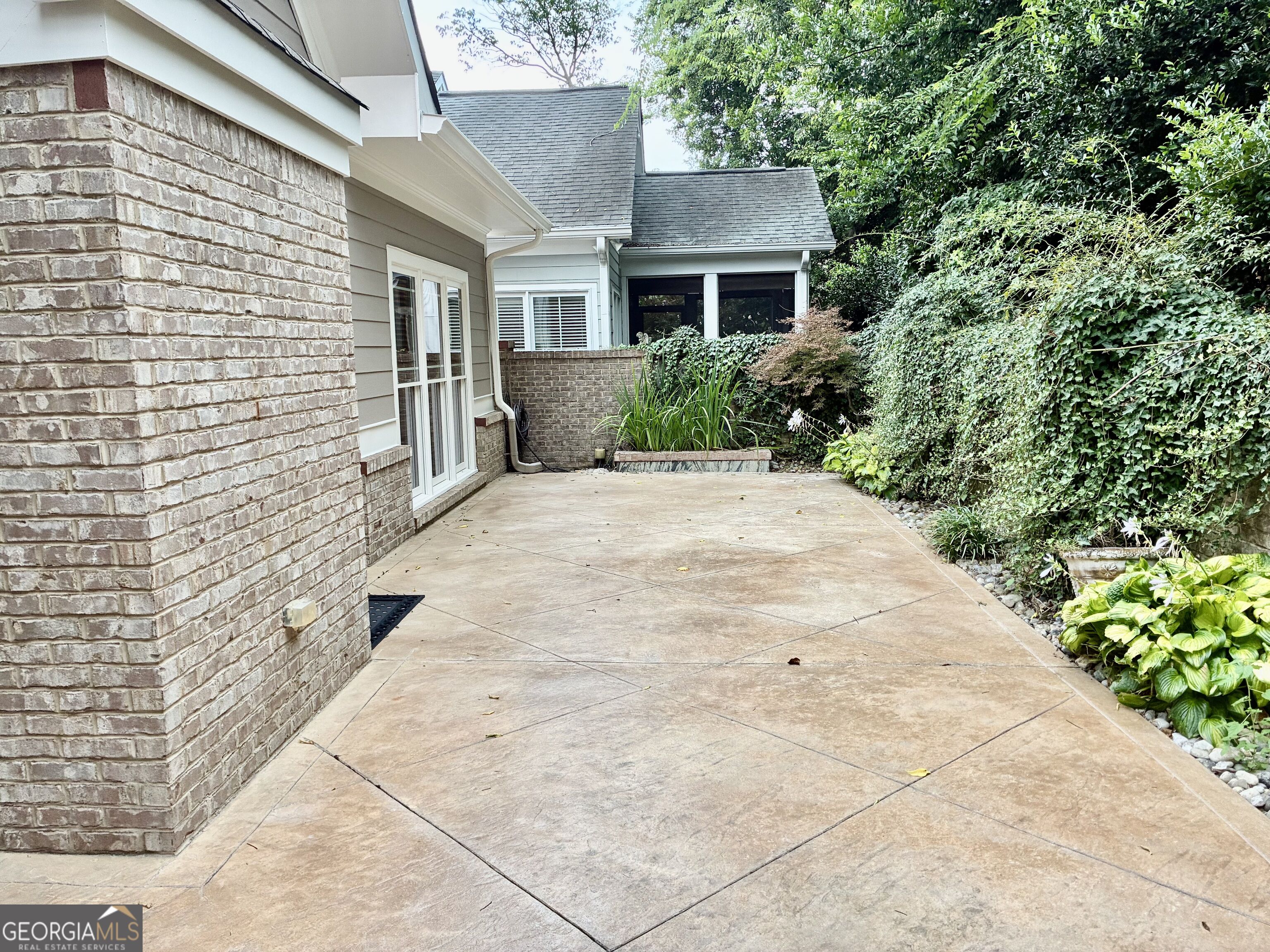2 Pear Street Property Photo 56