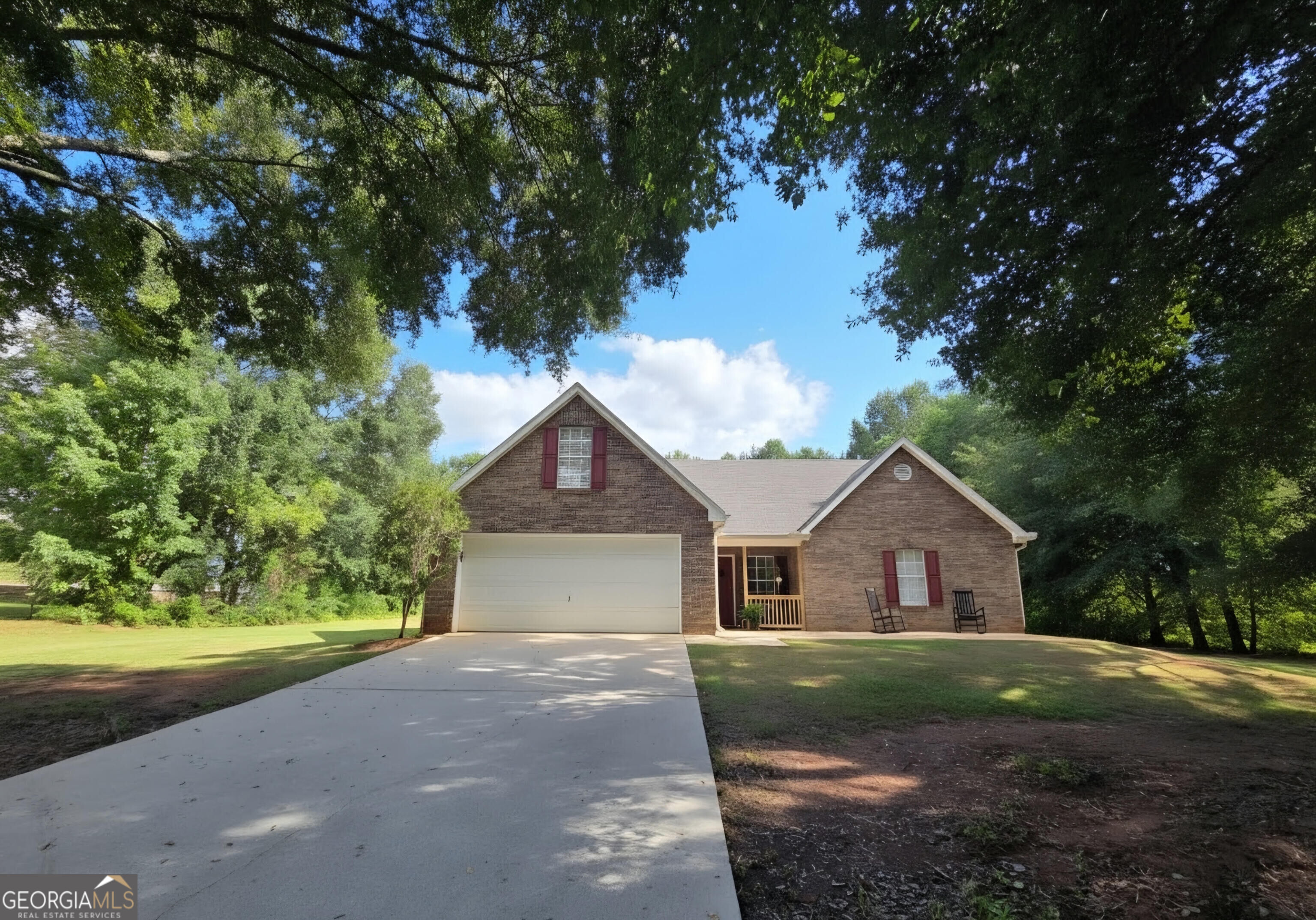 137 Meadow View Drive Property Photo 2