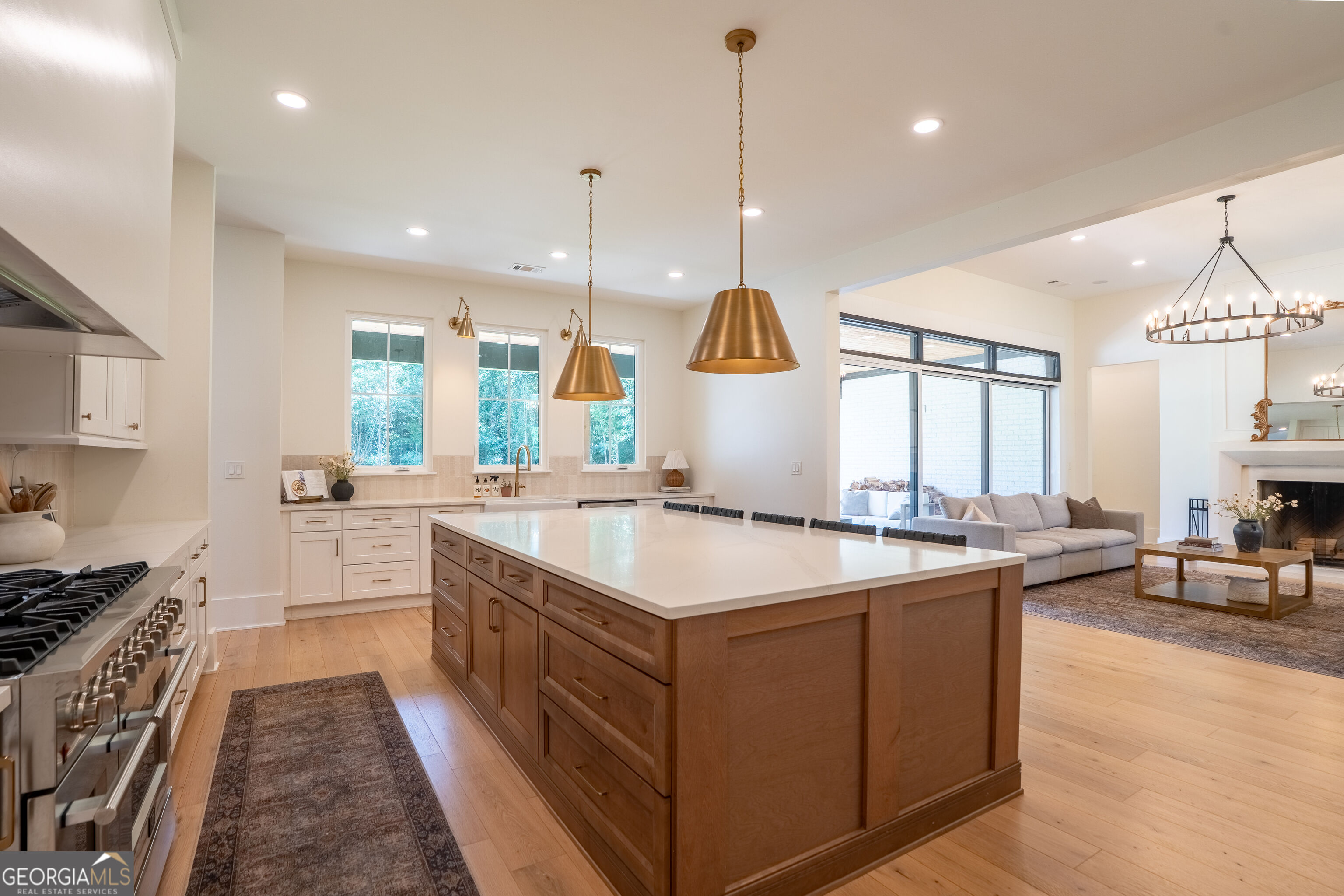 860 W Ridgeway Road Property Photo 15