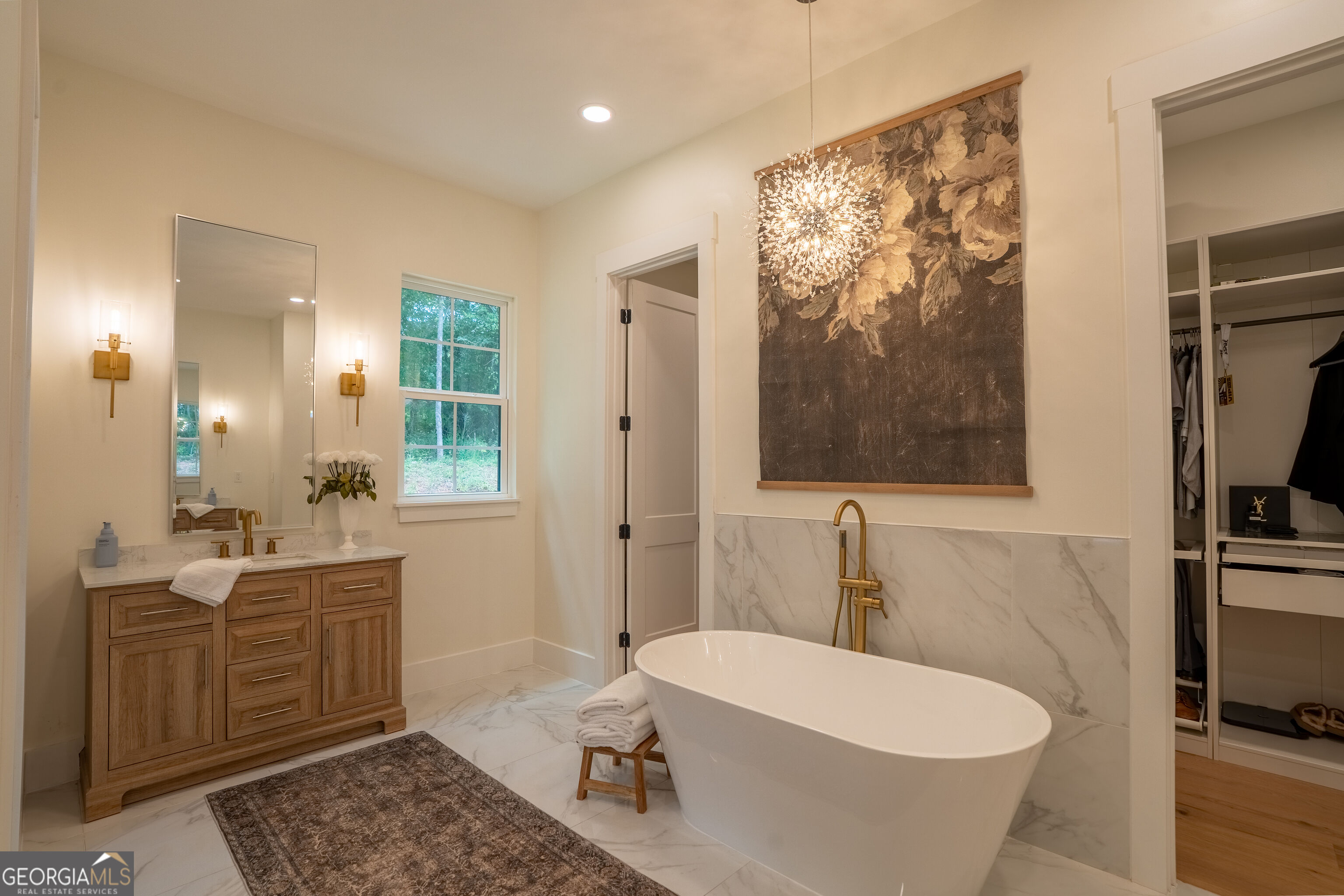860 W Ridgeway Road Property Photo 27