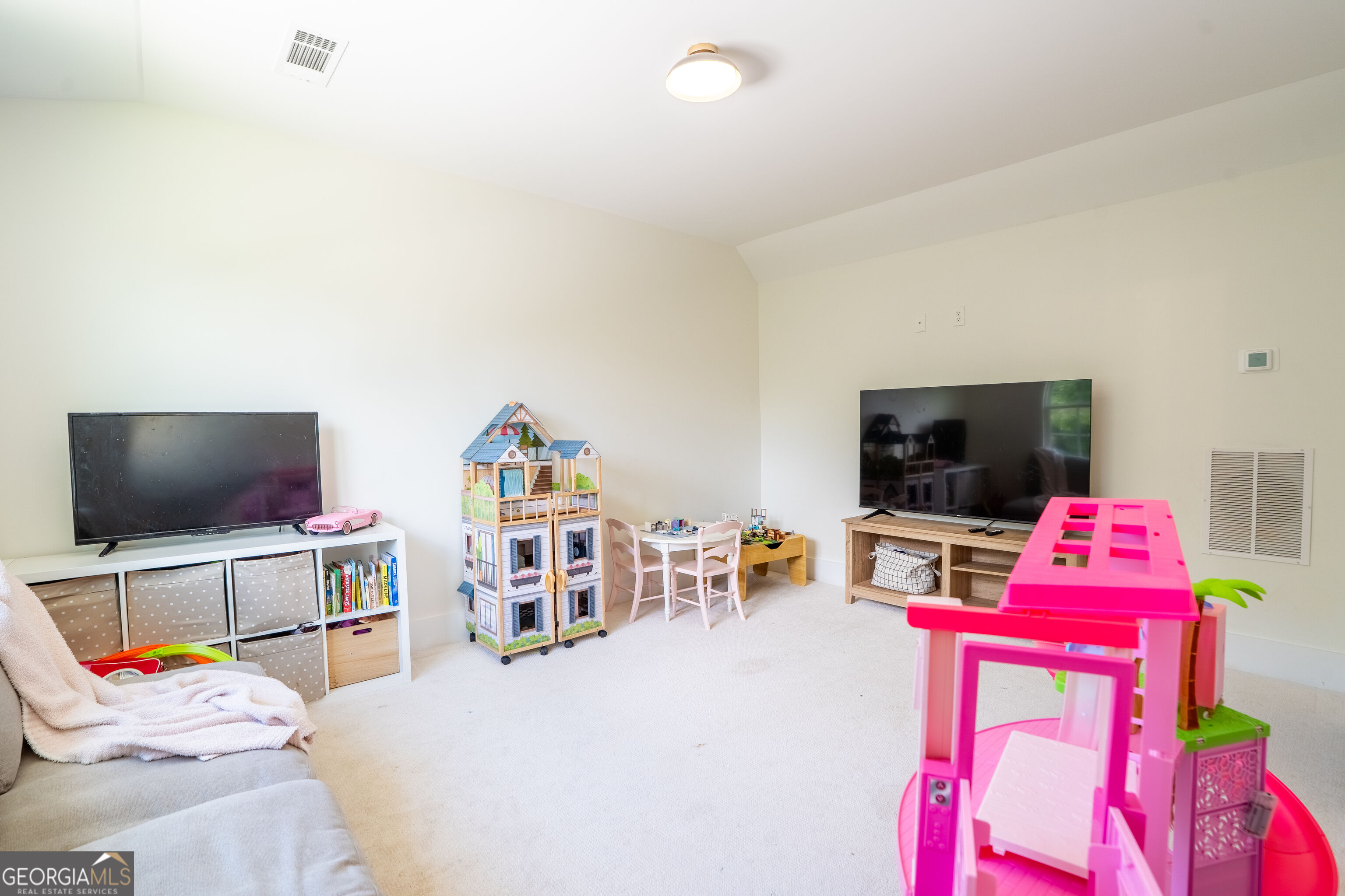860 W Ridgeway Road Property Photo 39