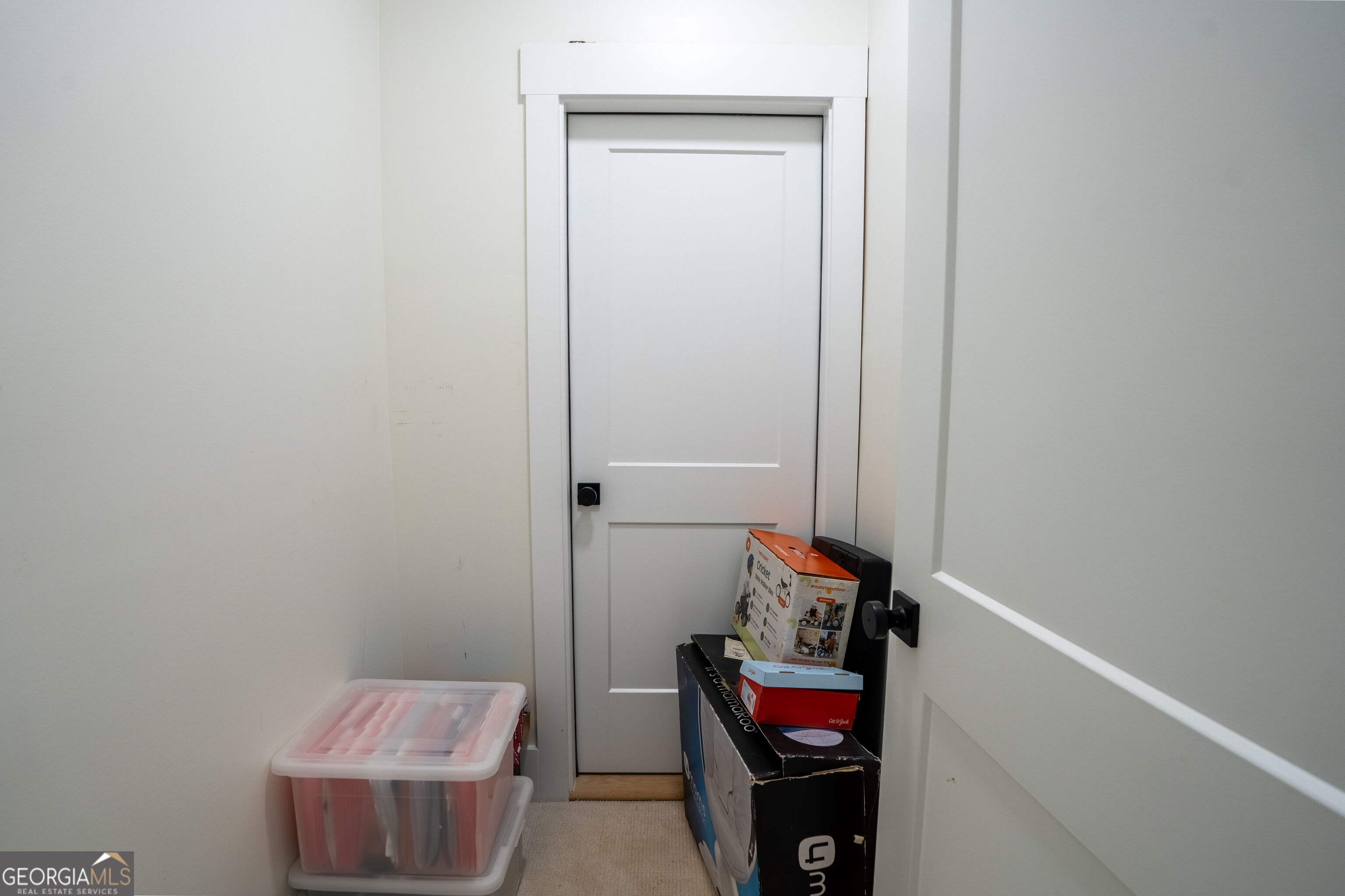 860 W Ridgeway Road Property Photo 42