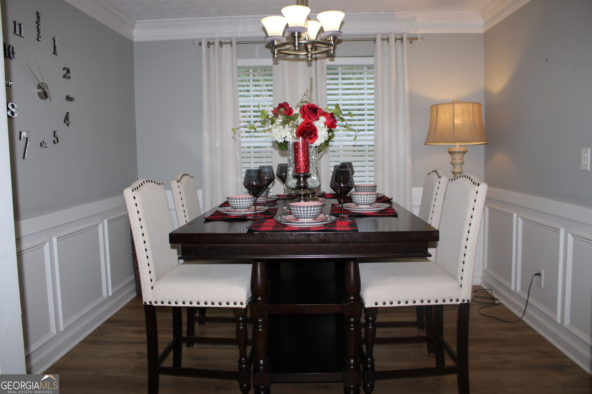 513 Scott Circle Property Photo 8