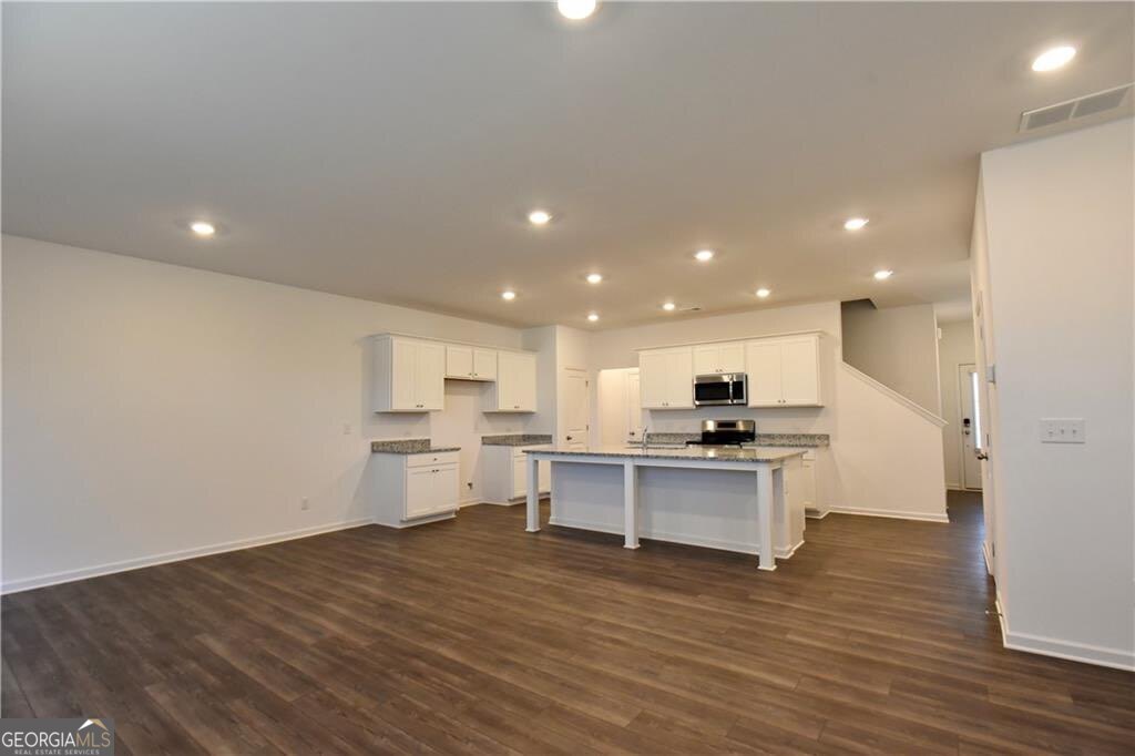 140 Star Court Property Photo 7