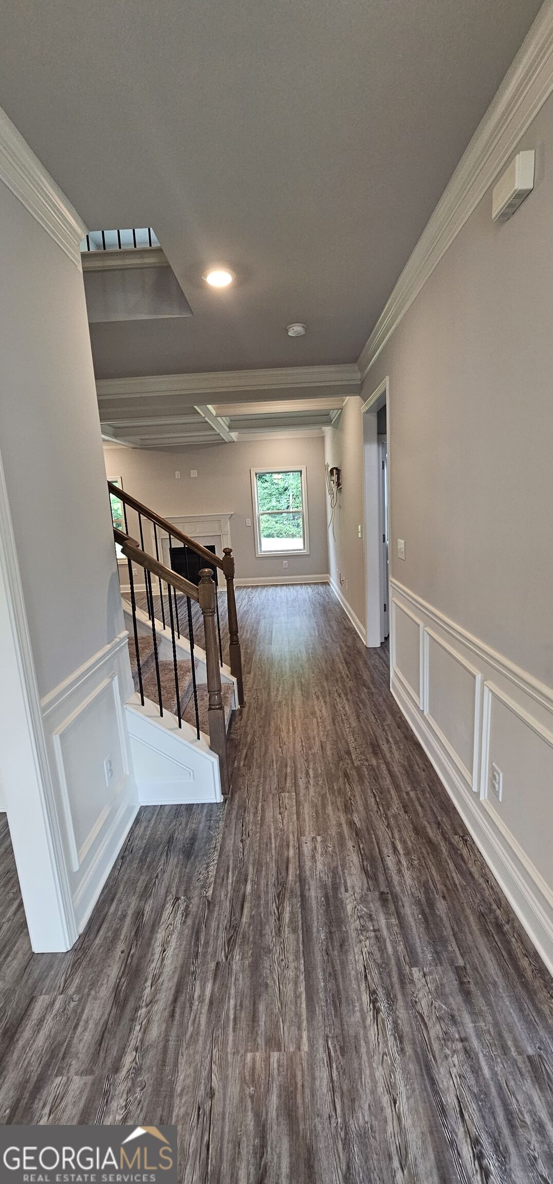 352 Newshaw Drive Property Photo 2