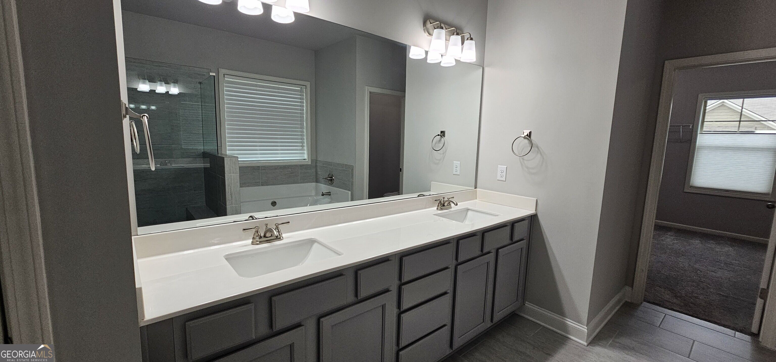 352 Newshaw Drive Property Photo 27