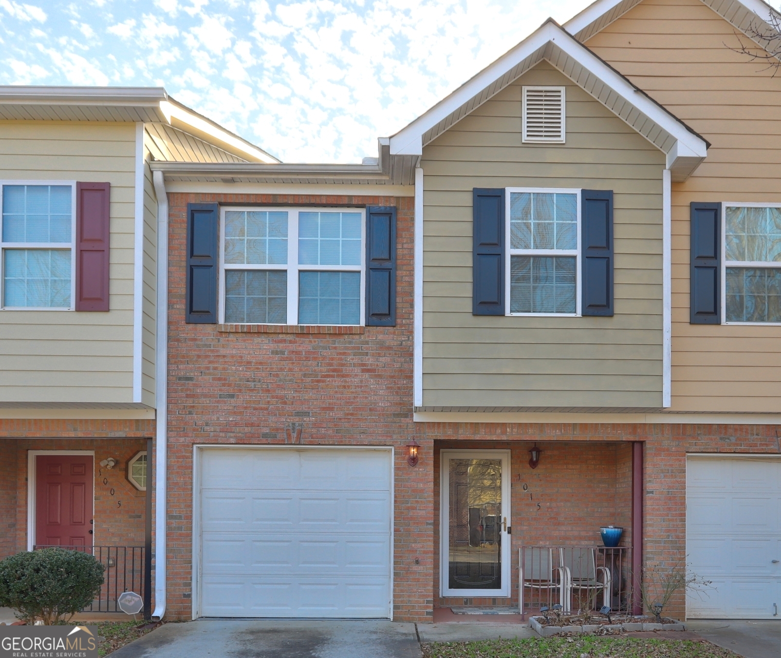 1015 Magnolia Gardens Walk Property Photo 1