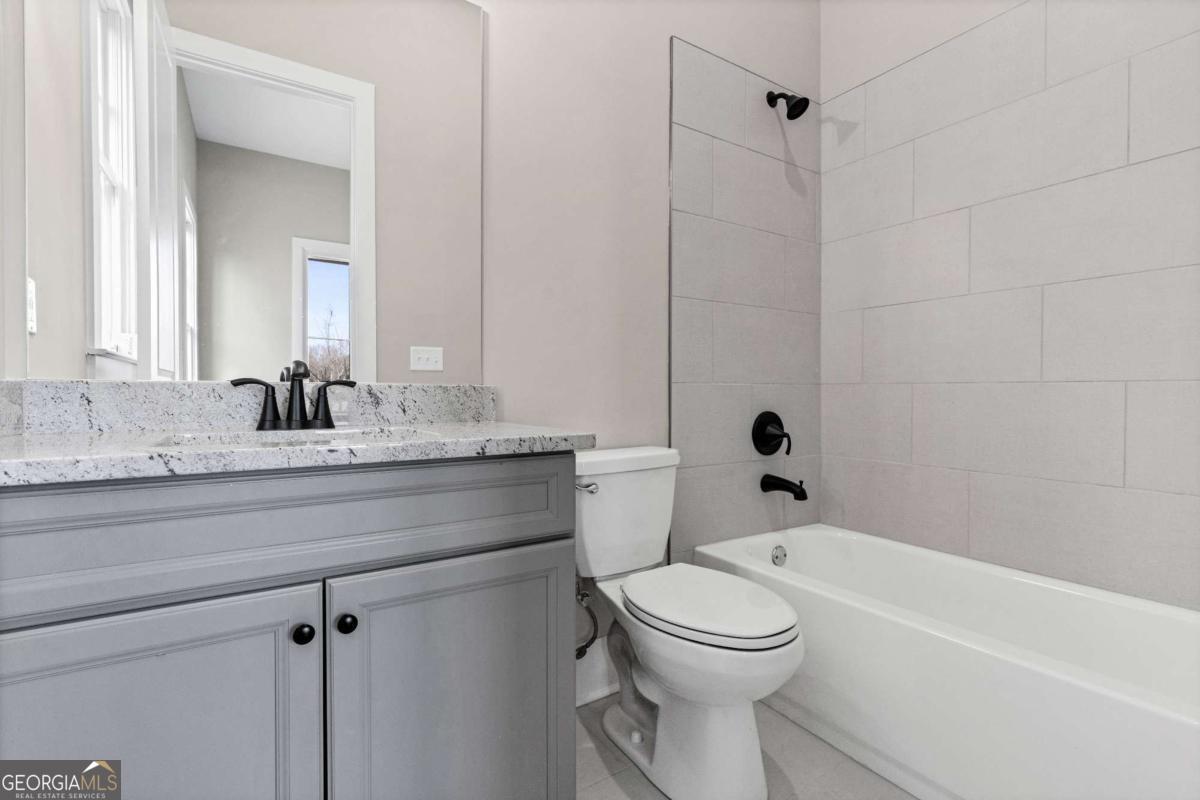 1360 Flora Drive Property Photo 14