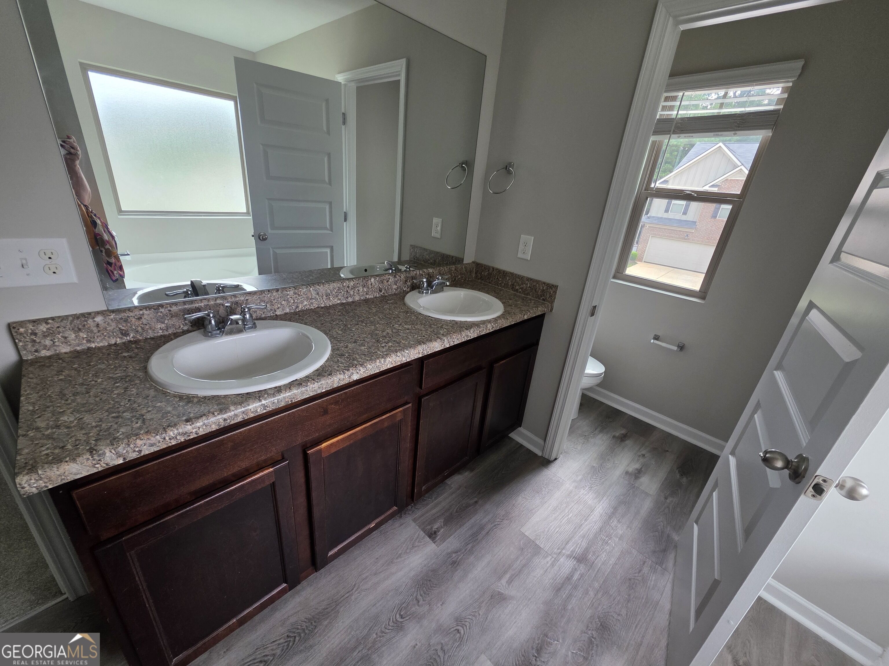 11760 Lovejoy Crossing Boulevard Property Photo 5