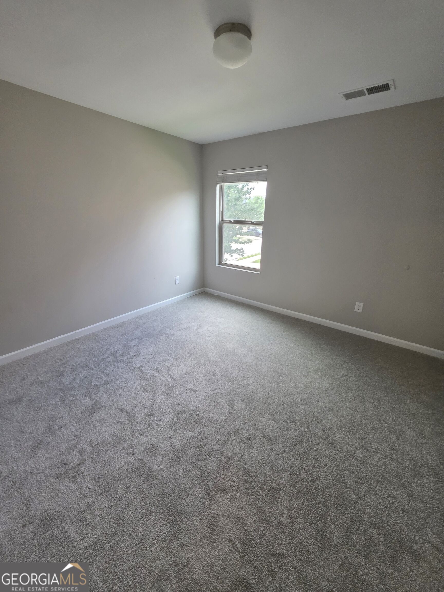11760 Lovejoy Crossing Boulevard Property Photo 9