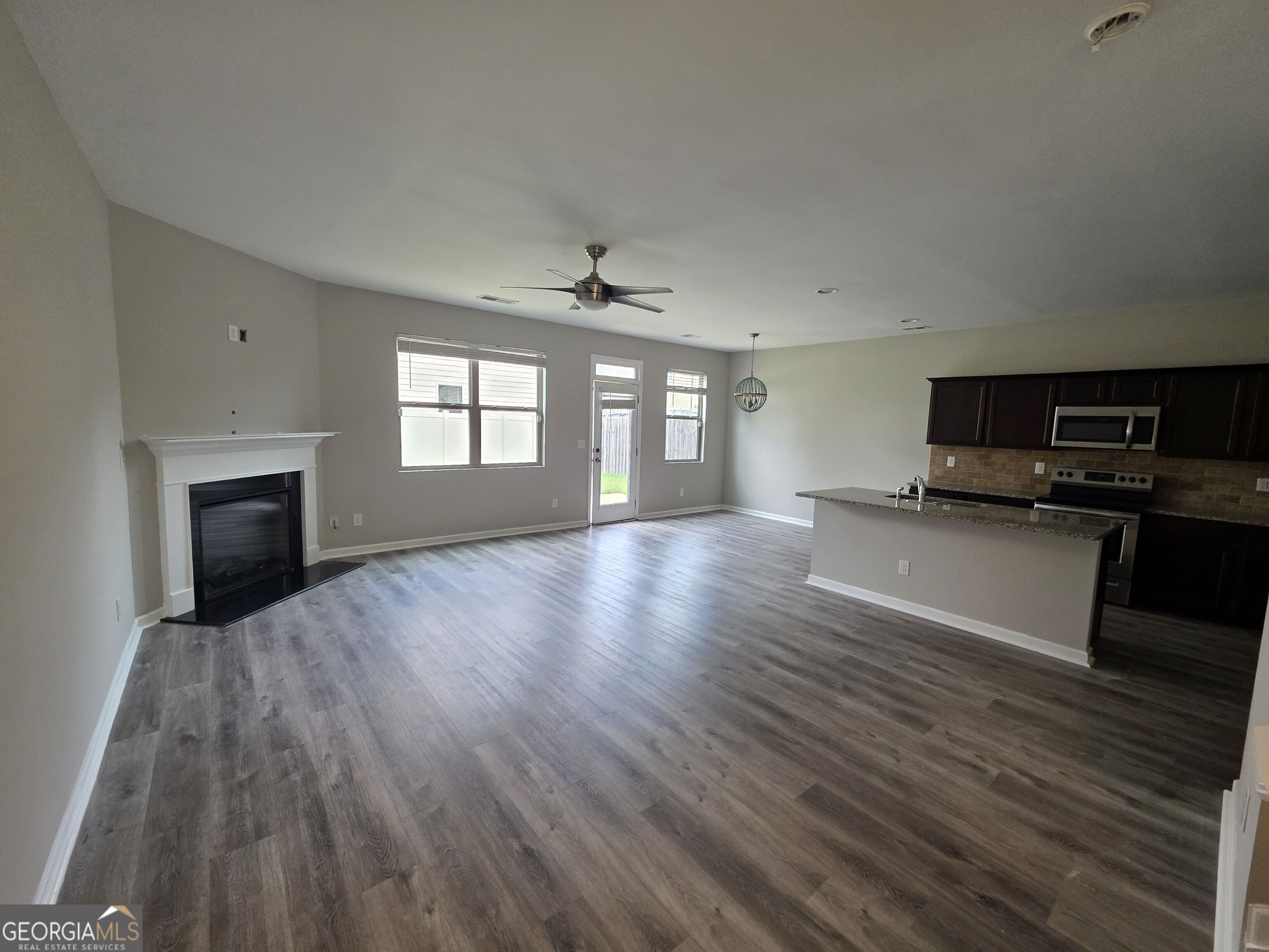11760 Lovejoy Crossing Boulevard Property Photo 14