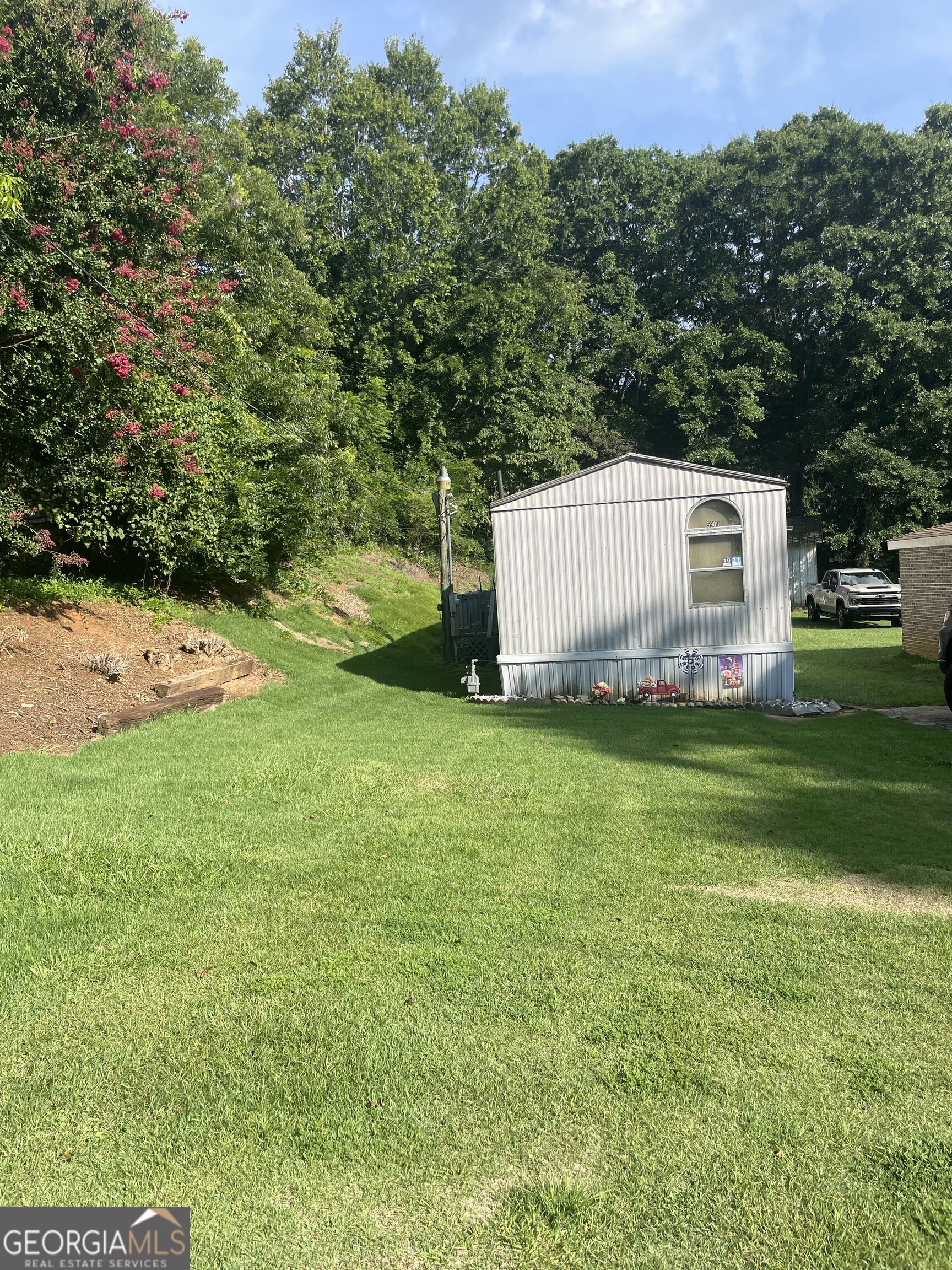 5911 Church Street Property Photo 3