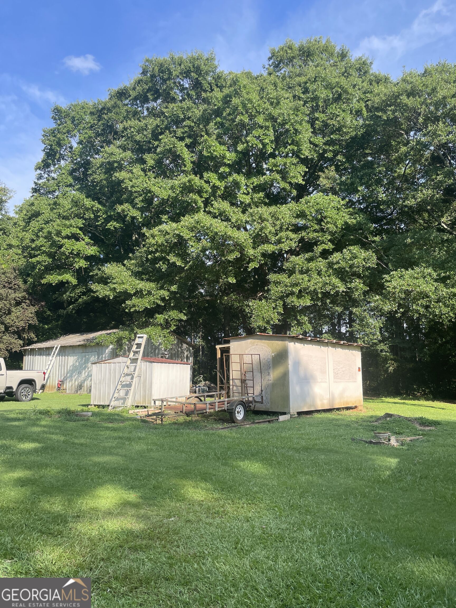 5911 Church Street Property Photo 7